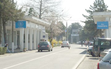 Autoturism Peugeot cu I.T.P. fals, descoperit în Vama Veche