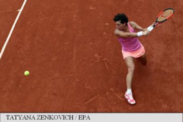 Carla Suarez Navarro (Spania) o așteaptă în optimi pe Simona Halep, dacă se califică