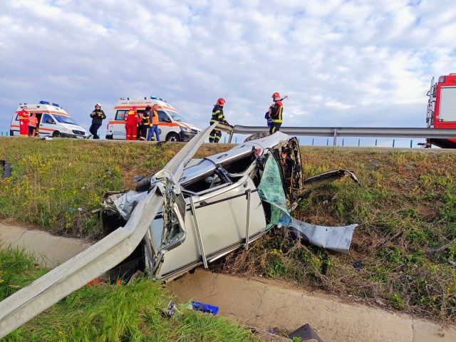 Accident teribil pe A2, cu 4 victime, dintre care 2 copii