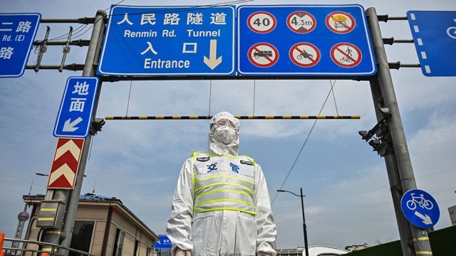 Coronavirus: China a plasat în lockdown un oraş cu peste 20 de milioane de locuitori