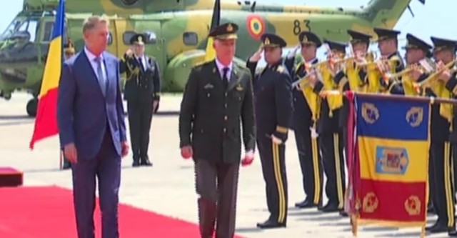 Iohannis și regele belgienilor, în vizită la Baza NATO de la MIhail Kogălniceanu