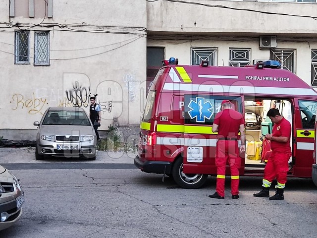 Tragedie în Poarta 6. O femeie a murit după ce a căzut de la etaj! Video