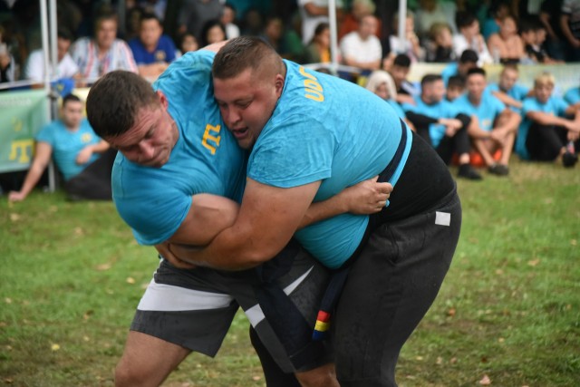 Competiția de lupte tradiționale tătărești Kureș, la final. Iată câștigătorii