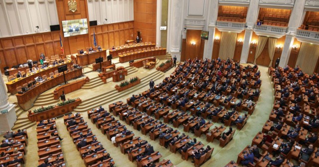 AUR a depus o lege pentru creșterea numărului parlamentarilor