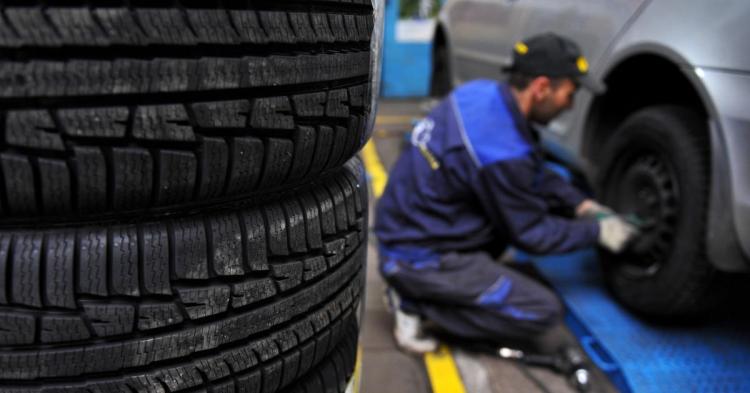 UNSAR: Şoferii români îşi doresc să primească o listă cu service-urile unde să îşi poată repara maşina