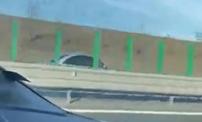 Un șofer de 73 de ani, surprins gonind pe contrasens, pe autostrada A2, cu 120 km/h