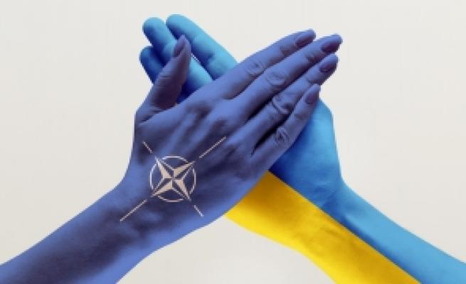 Germania, Franţa şi Marea Britanie vor să propună Ucrainei un pact de securitate pentru a încuraja Kievul să înceapă negocieri de pace