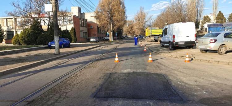 Atenție, șoferi! Încep lucrările de asfaltare a carosabilului pe strada Celulozei din zona Industrială