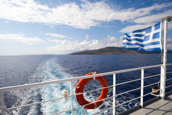 Atenţionare de călătorie în Grecia: Grevă generală în sectorul naval
