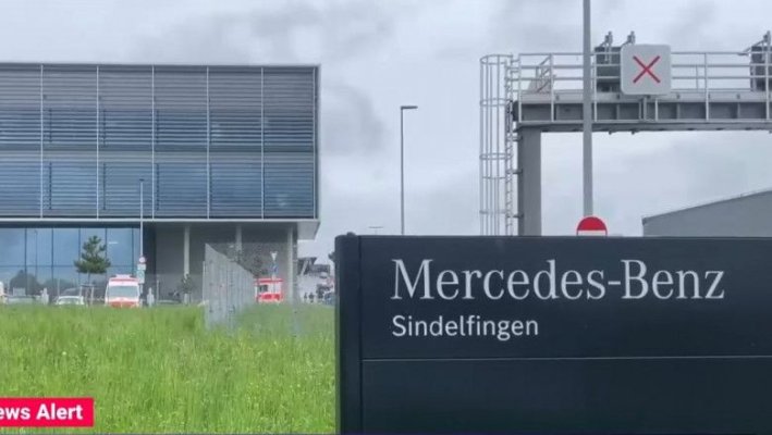 Atac armat într-o fabrică de mașini Mercedes, din Germania: Doi oameni au fost uciși