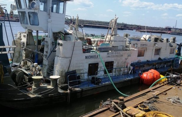 Împingătorul care s-a scufundat în Portul Constanța în aprilie a fost ranfluat 