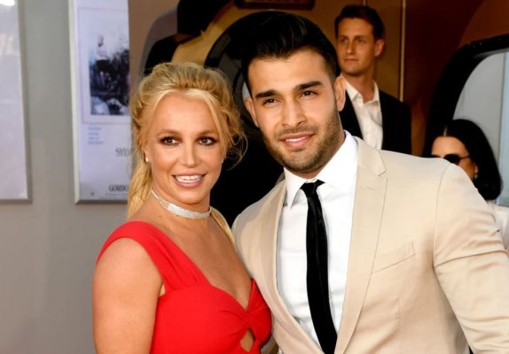 Britney Spears divorțează de soțul tinerel? Se bat și țipă unul la altul continuu