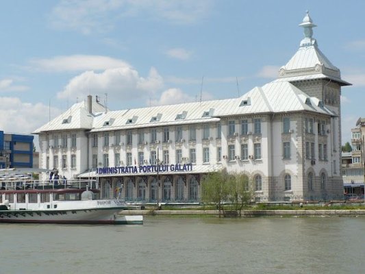 Firma sancționată de ANRE și-a întins antenele și la Administrația Porturilor Maritime Dunărene 