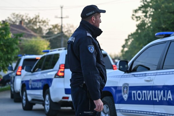 Serbia stabileşte un termen de o lună pentru predarea armelor ilegale, după atacurile armate soldate cu 17 morţi