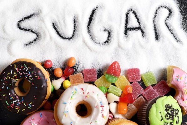 Cum îi ademenesc producătorii pe copii pentru a alege produsele care conțin mai mult zahăr