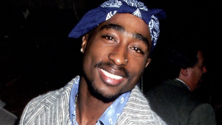 Rapperul Tupac Shakur, ucis în 1996, a primit o stea pe Hollywood Walk of Fame