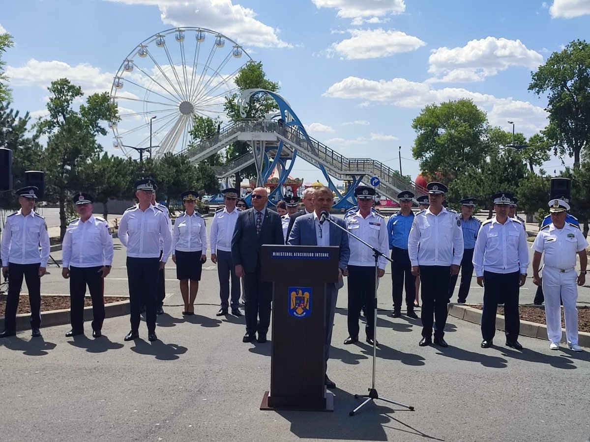 Ministrul Predoiu zice că turiștii sunt în siguranță pe litoral! Video ...