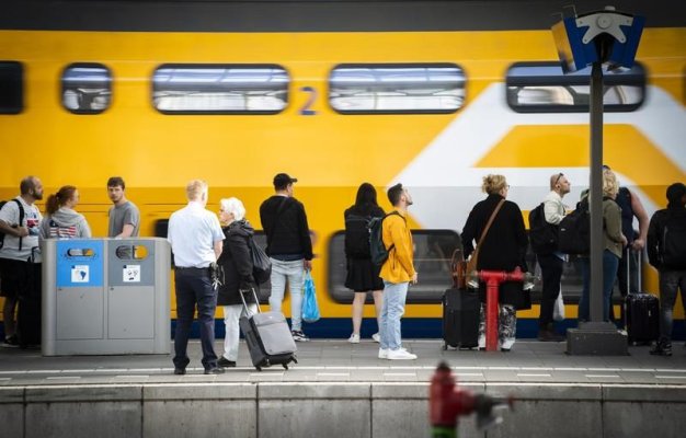 O pană de calculator a paralizat traficul feroviar în Ţările de Jos