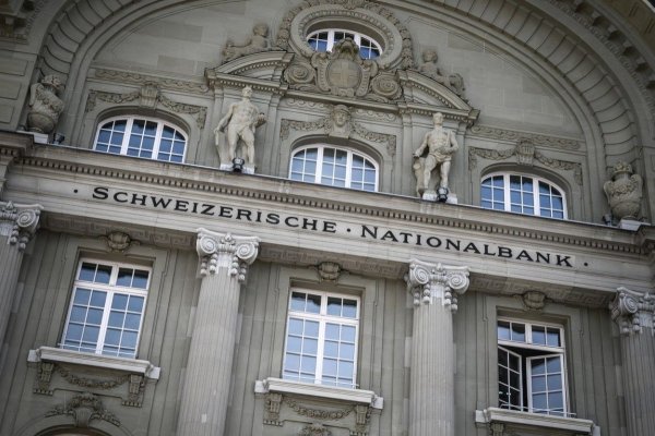 Banca Naţională a Elveţiei a pierdut 15 miliarde de dolari în trimestrul al doilea