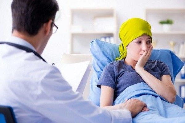 Bolnavii de cancer, nevoiți să-și plătească singuri și consilierea psihologică 