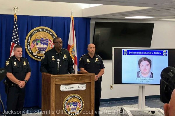 SUA: Autorul atacului armat din Jacksonville a fost identificat