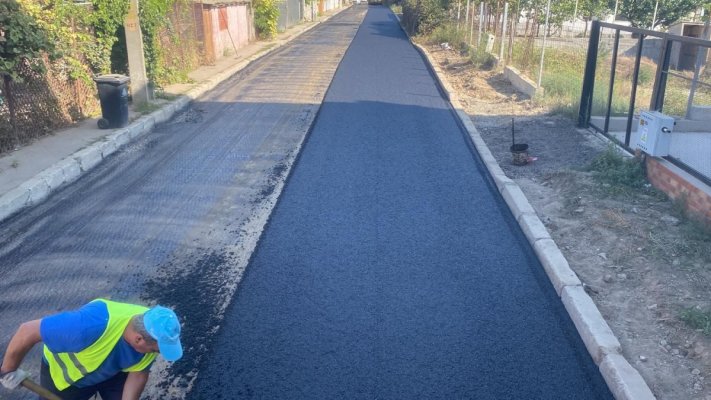 Se reabilitează infrastructura rutieră în cartierul Palazu Mare