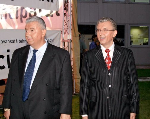 Frații Micula au cesionat către Hotel Club Estival 2002 acțiuni de 15 milioane de lei