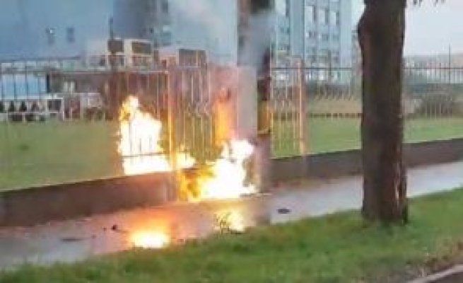 Pericol major la Cluj! Incendiu lângă o conductă de gaze! Video 