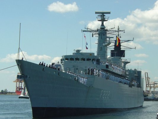 Fregata „Regina Maria”, final de misiune NATO în Marea Mediterană