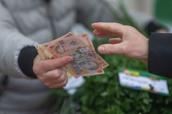 Ajutorul social dispare de la 1 ianuarie 2024. Ce trebuie să facă românii cu venituri mici