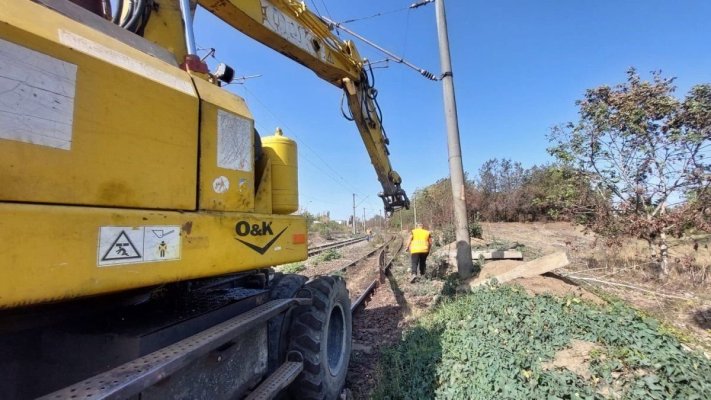 CFR poate introduce autobuze în zone unde calea ferată este închisă pentru reparații