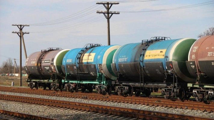 Rusia menţine embargoul la exporturile de combustibili pe calea ferată