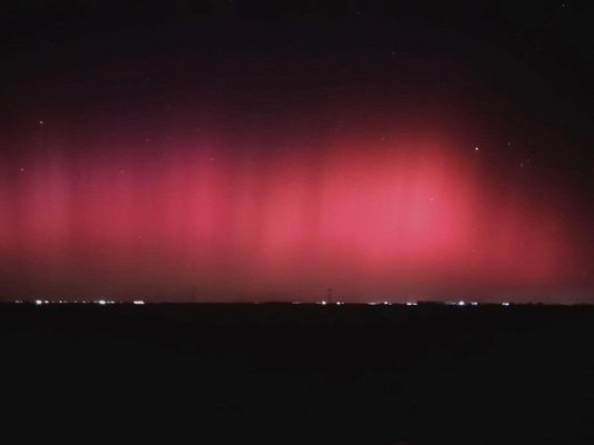 Aurora boreală ar putea apărea în România și în această noapte. Vezi unde!