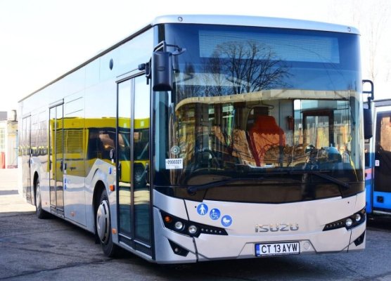 Mai multe trasee CT BUS, deviate din cauza unei avarii