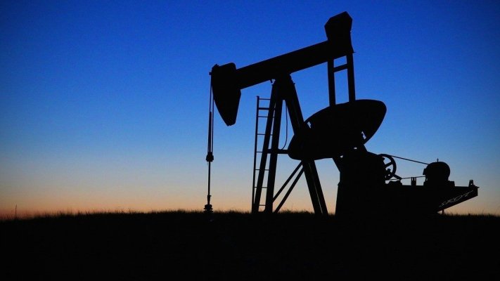 Bulgaria înlocuieşte petrolul rusesc cu ţiţei din Kazahstan, Irak şi Tunisia