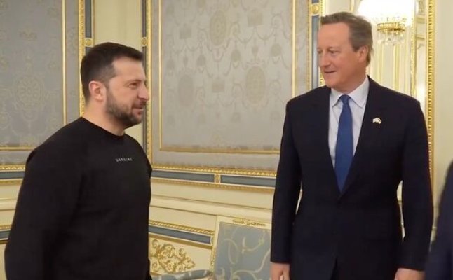 David Cameron a ajuns în Ucraina, la trei zile după ce a fost numit ministru de externe 