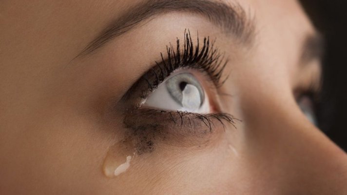 Oamenii de știință au descoperit că lacrimile conţin o substanţă care reduce agresivitatea