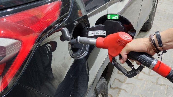 Benzina, o nouă ieftinire. Prețul carburanților în România