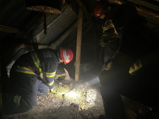 Incendiu la o casă de pe strada Orizontului din Tulcea. Video