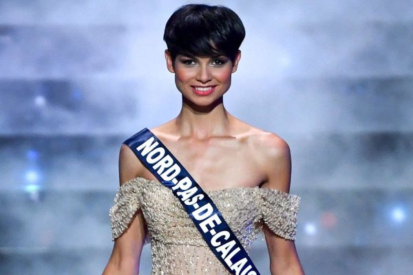 Hărțuită pe internet, Miss Franța 2024 primește sprijinul lui Emmanuel Macron