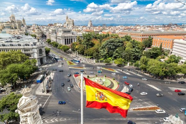 Spania a depăşit 48 de milioane de locuitori în 2022, datorită afluxului de străini