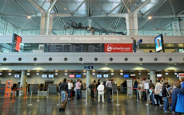 Franţa - Elveţia: EuroAirport, închis din cauza unei ameninţări cu bombă