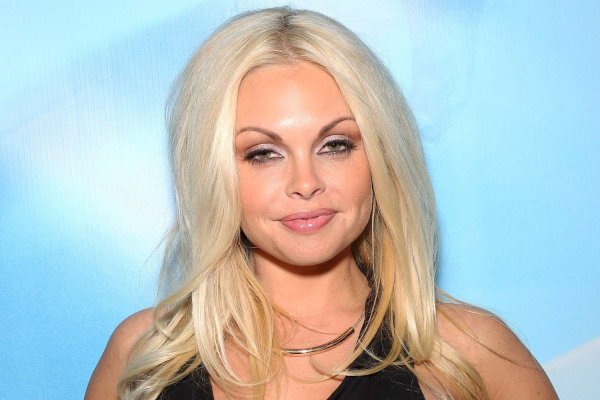 Starul porno Jesse Jane a fost găsită moartă în locuință