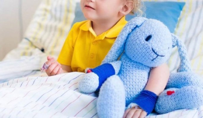 Miracol! Un copil de trei ani a învins lupta cu o tumoare cerebrală