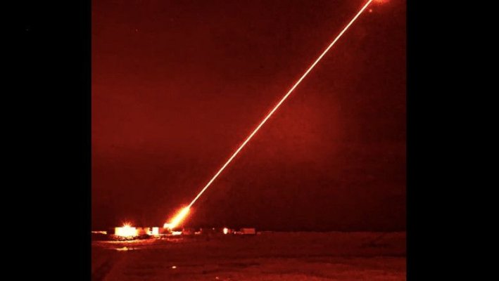 Marea Britanie anunță testarea cu succes a „Dragonfire” - prima armă cu laser antidrone