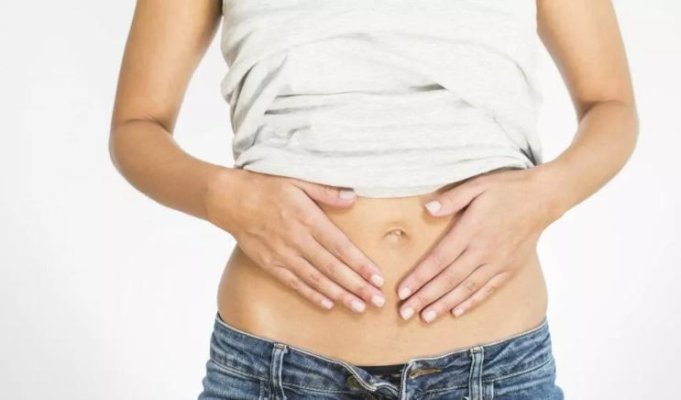 Chistul ovarian: 7 simptome precoce pe care nu ar trebui să le ignorați niciodată