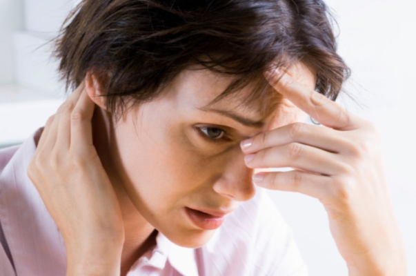 Durerea de cap poate fi un simptom al lipsei acestei vitamine în organism