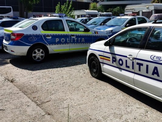 Un polițist a furat și distrus sistemele GPS de pe 3 mașini de poliție  