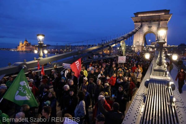  Protest la Budapesta, pentru demisia preşedintei Novak, care a graţiat un pedofil