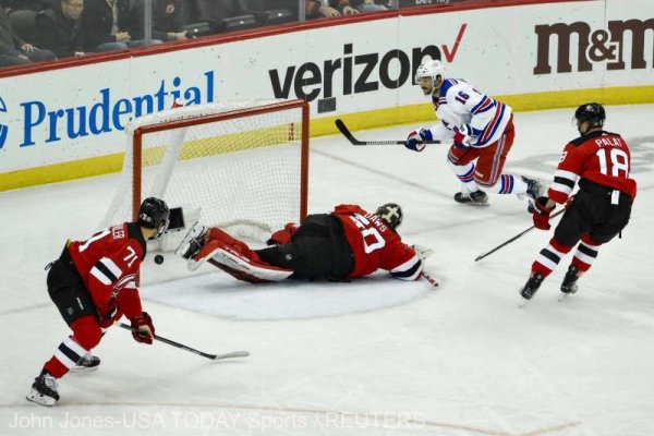 Hochei: NHL - New York Rangers a obţinut a noua victorie consecutivă